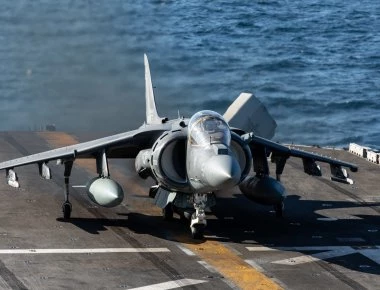 USS Kearsarge: Στη Μεσόγειο η αποβατική δύναμη κρούσης του 6ου Στόλου